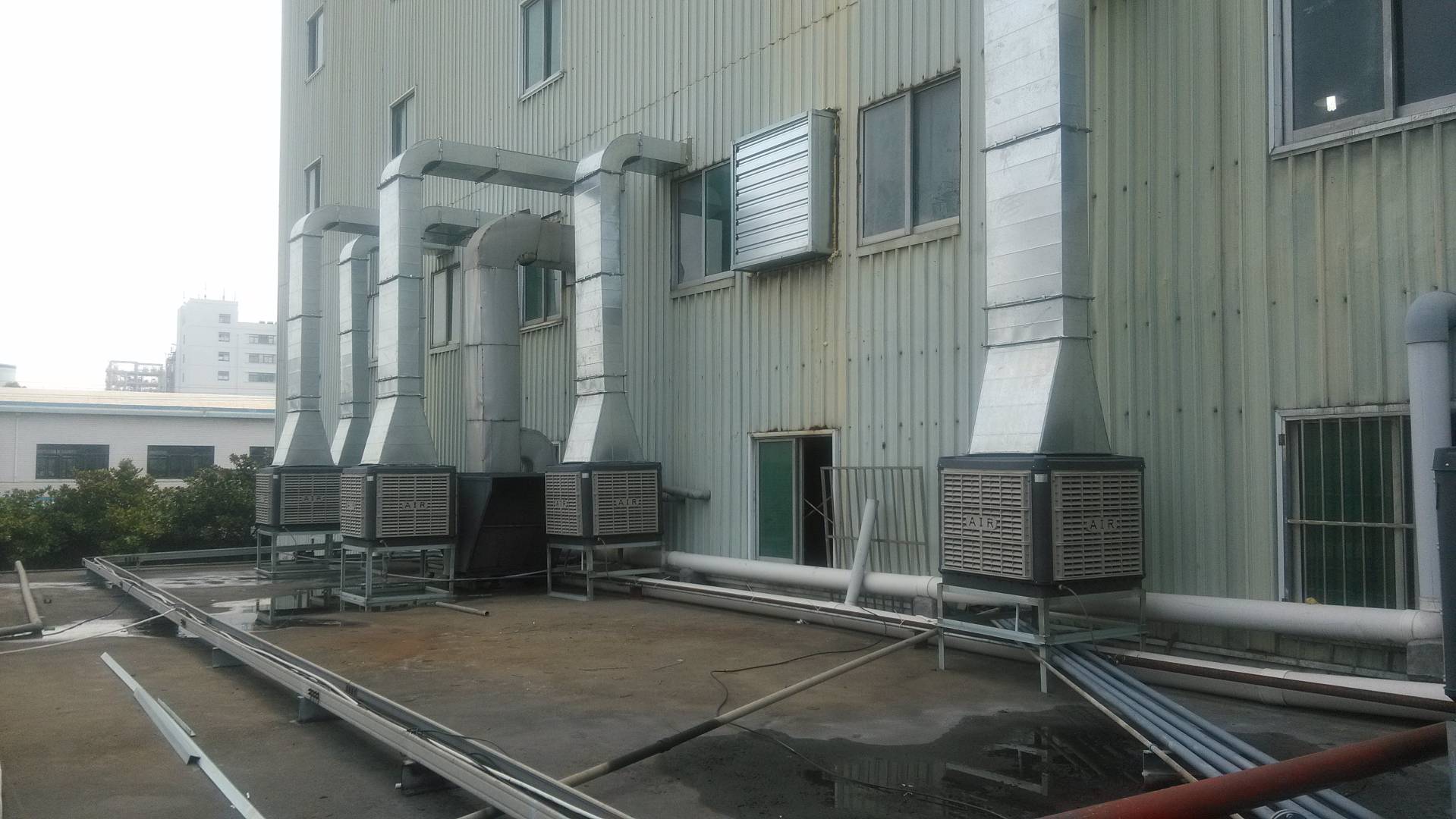 苏州华苏塑料厂房通风降温案例